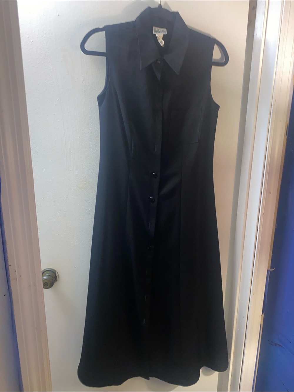 Basic Editions Black Sleeveless Button-Front Maxi Dress